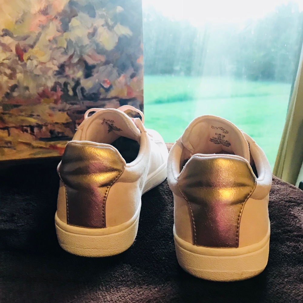 H&M Pink Suede Sneakers - Picture 2 of 8